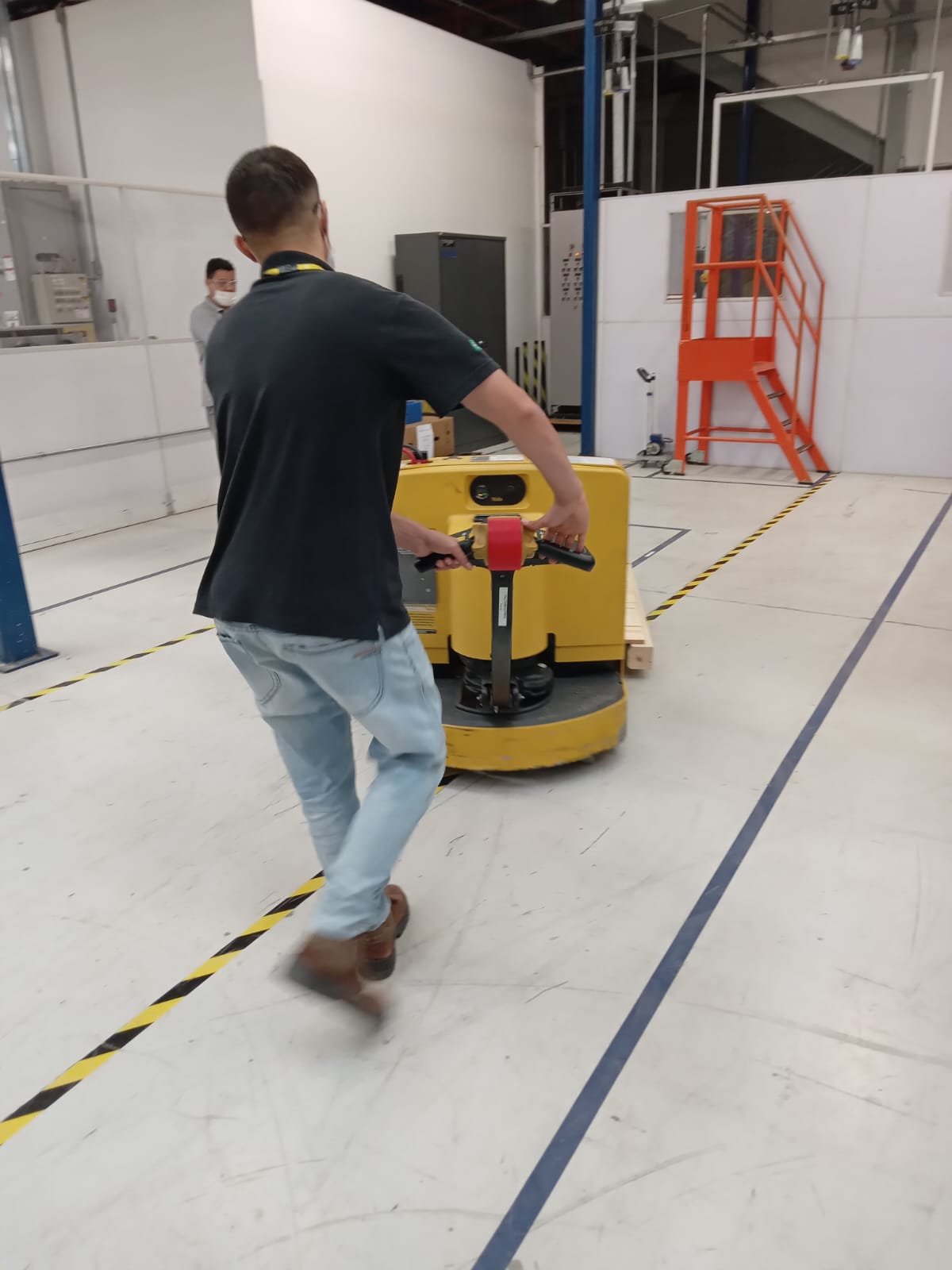 NR 11 — Transporte, Movimentação, Armazenagem e Manuseio de Materiais — registro 5